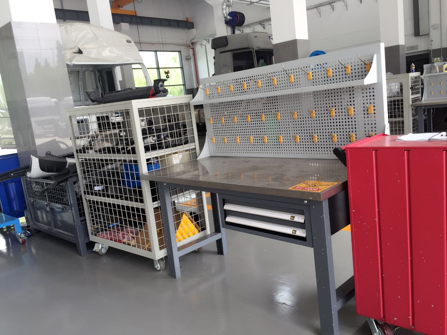 鉗工工作臺(tái)