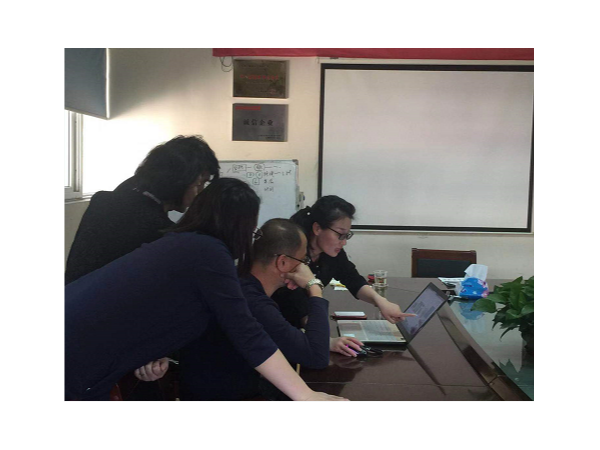 工具柜廠家天金岡為牛商企業新秀規劃車間！