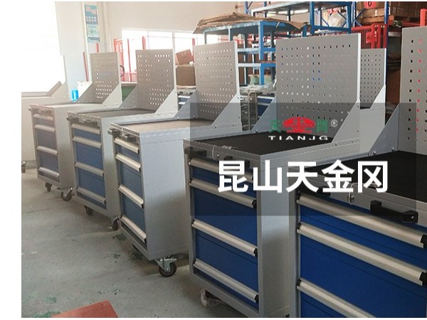 上海工具柜工廠怎么樣讓車間規(guī)范化？【天金岡】