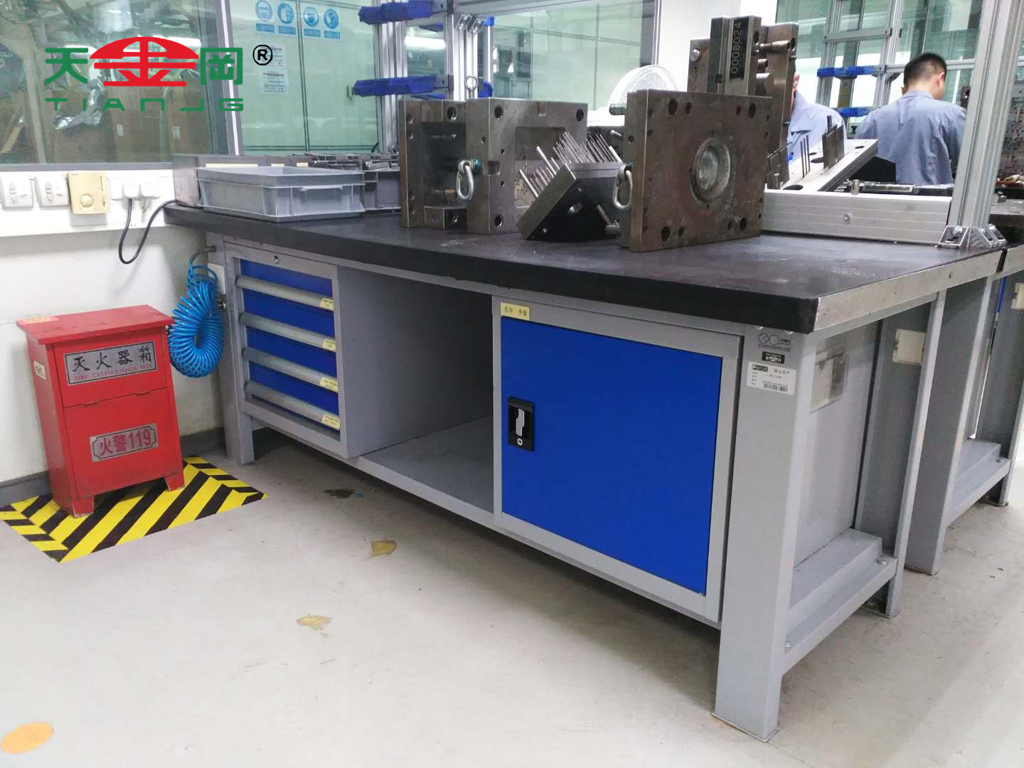 無塵車間精益生產(chǎn)工作臺(tái)武漢哪家最好？【天金岡】