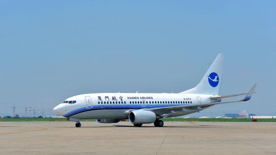 天金岡為廈門航空供應(yīng)維修防靜電工作臺