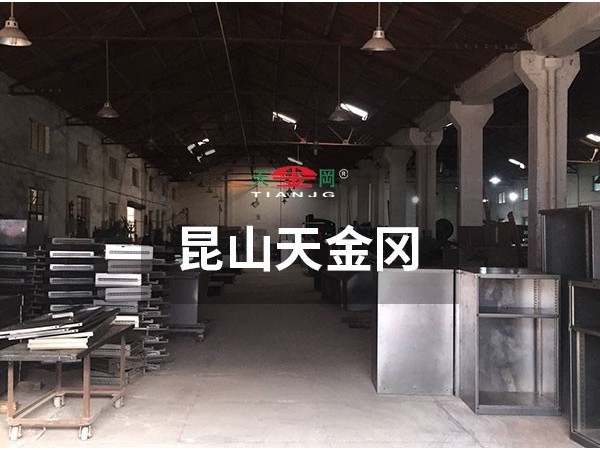 有實力，昆山這個生產廠家專注工位柜定制18年！